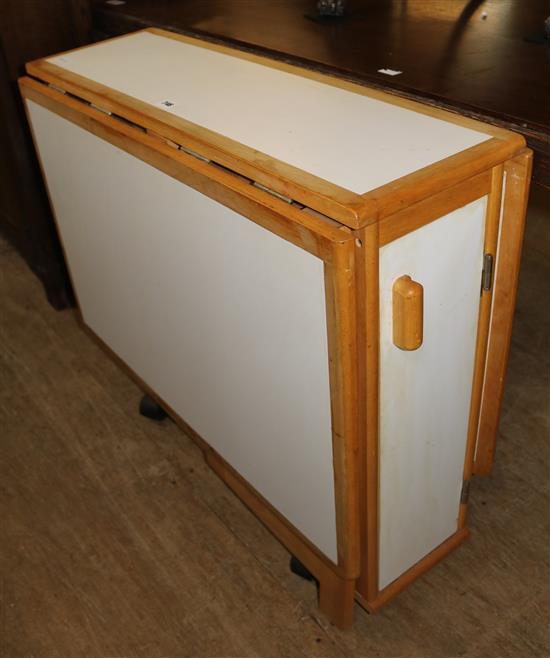 Folding table and 4 chairs